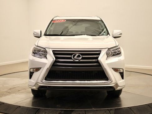 Used 2019 Lexus GX 460 Luxury w/ Sport Design Package image 8