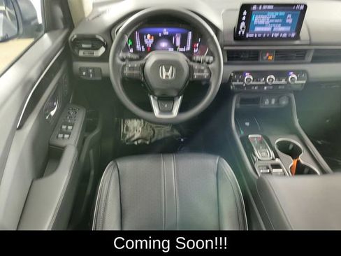 Used 2025 Honda Pilot Elite image 26