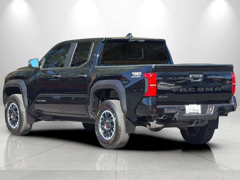 Used 2024 Toyota Tacoma TRD Off-Road w/ TRD Off Road Upgrade Package AWD/4WD image 6