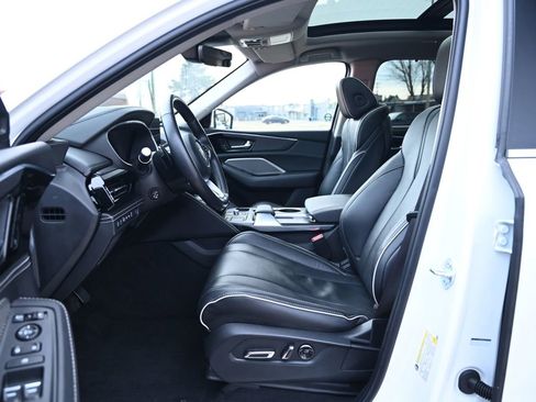 Used 2024 Acura MDX Advance Package image 17