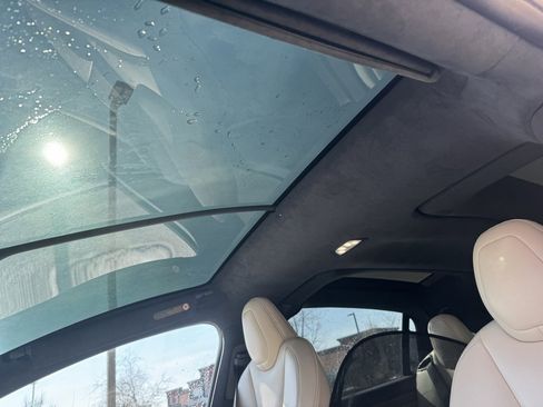 Used 2020 Tesla Model X Long Range image 9