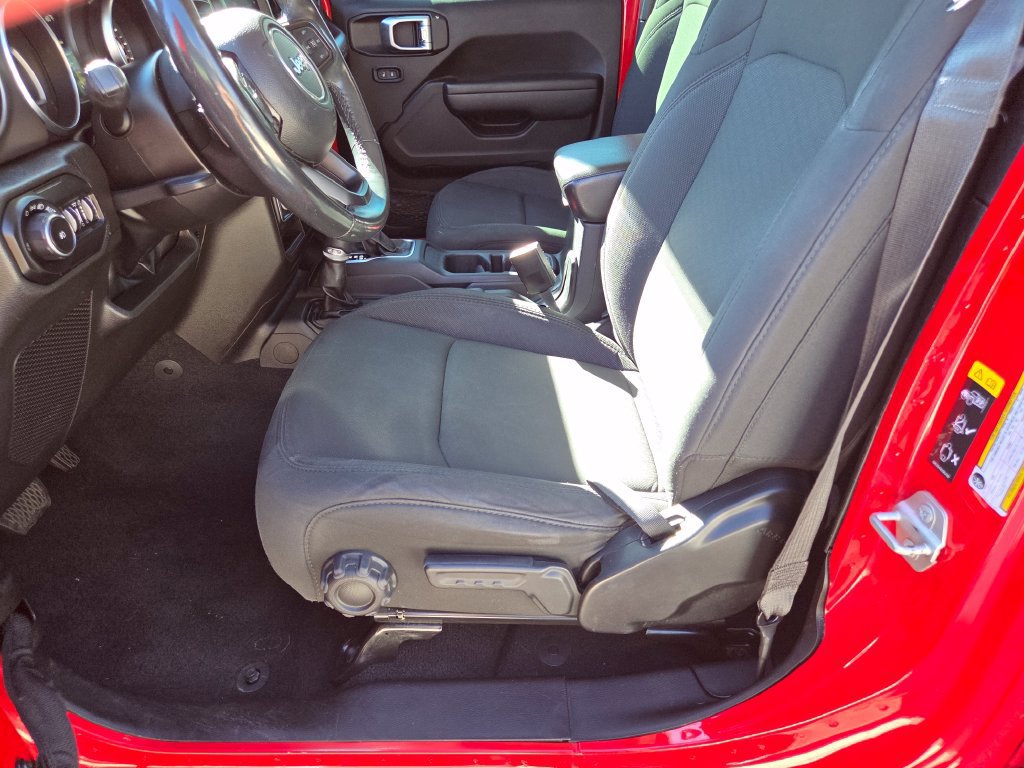 Used 2021 Jeep Wrangler Unlimited Sport AWD/4WD image 6