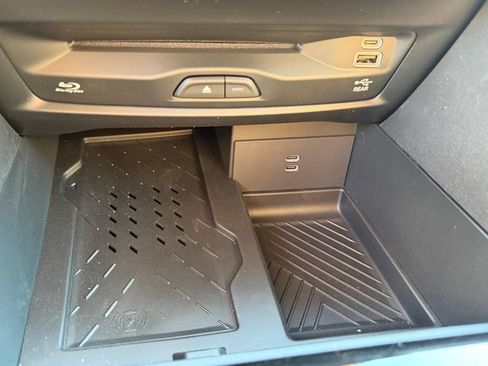 New 2026 Chrysler Pacifica Pinnacle image 22