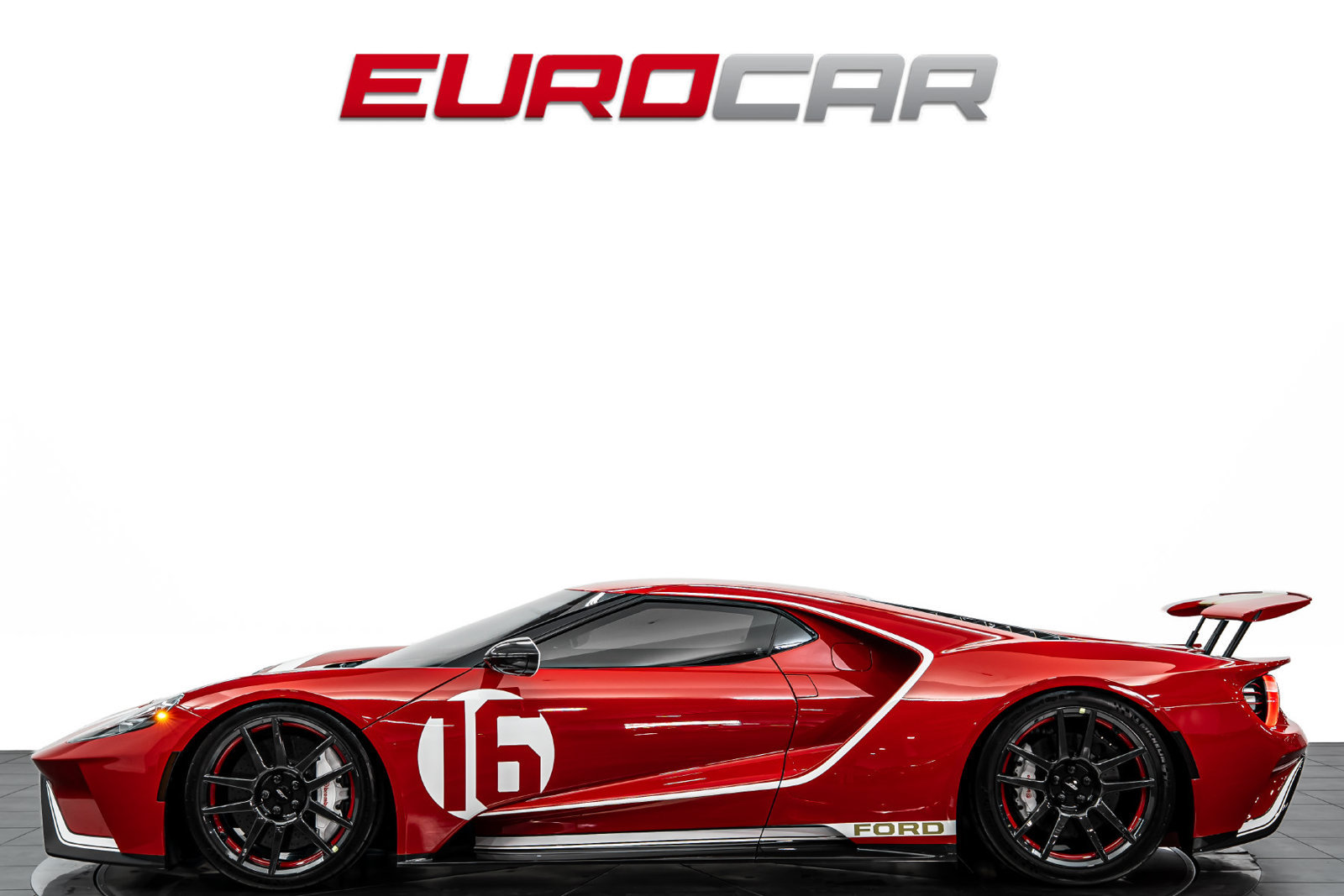 Used 2022 Ford GT Heritage Edition RWD image 2