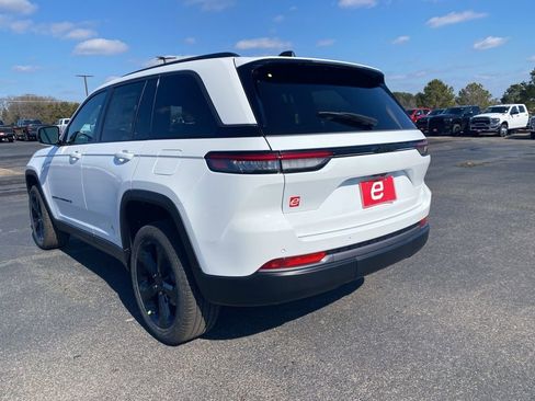 New 2026 Jeep Grand Cherokee Limited image 5