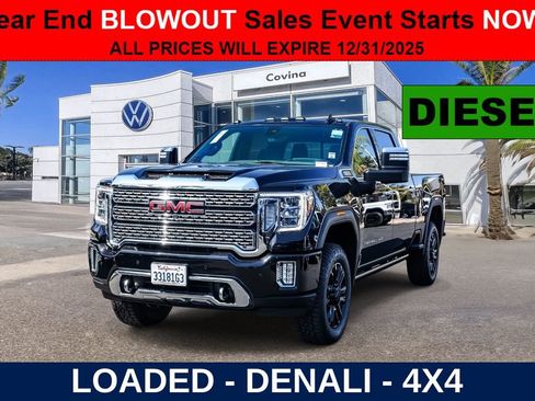 Used 2021 GMC Sierra 2500 Denali w/ Denali Black Diamond Edition image 3