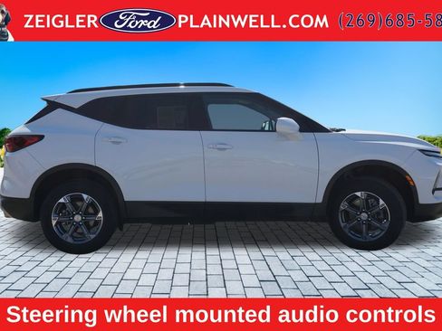 Used 2024 Chevrolet Blazer LT w/ Convenience Package FWD image 6