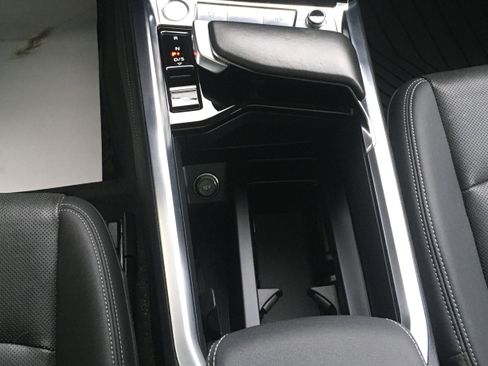 Certified 2020 Audi e-tron Premium Plus AWD/4WD image 12