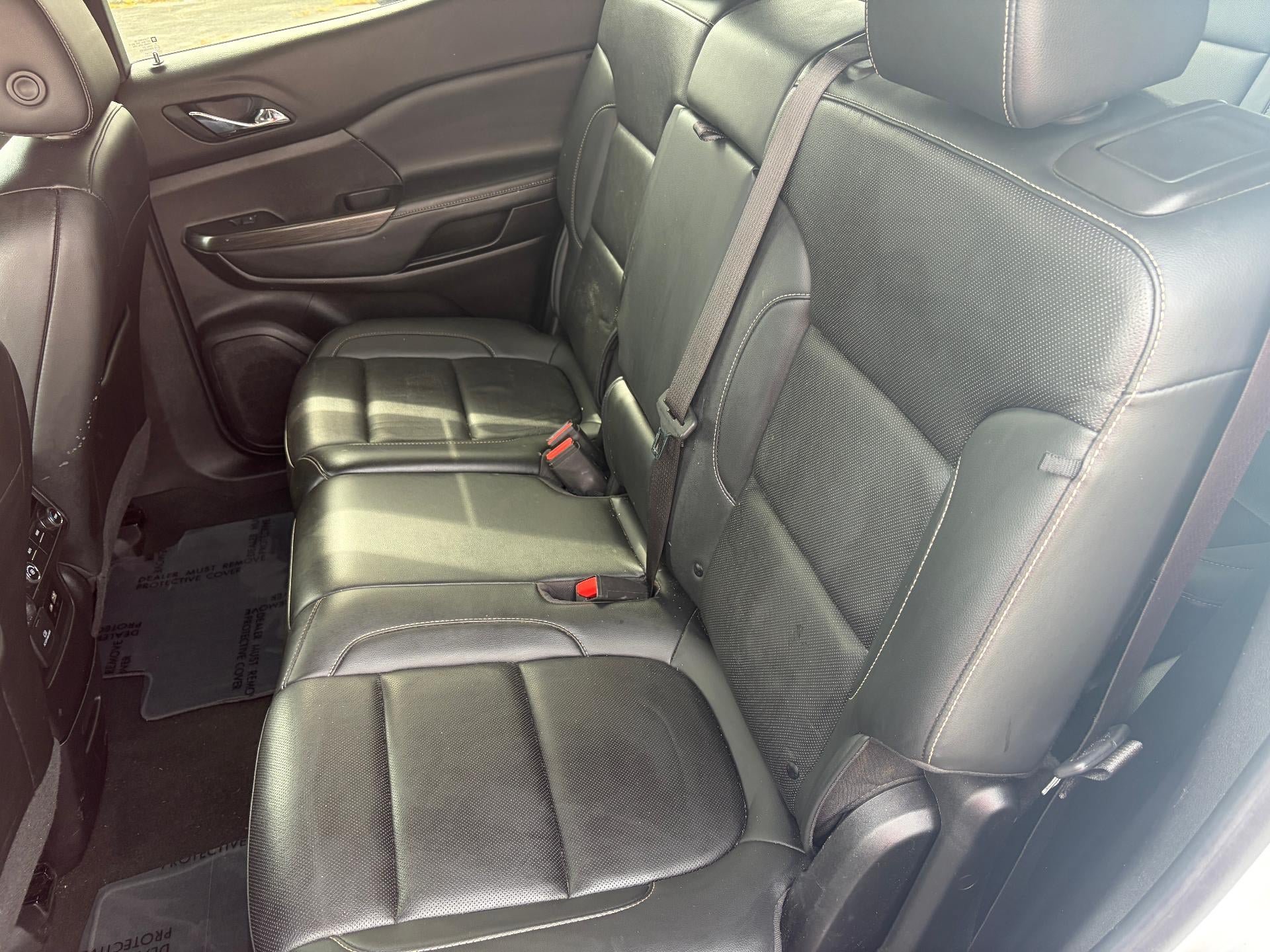 Used 2023 GMC Acadia SLT FWD image 31