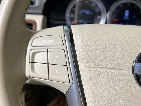 Used 2013 Volvo XC70 T6 image 18