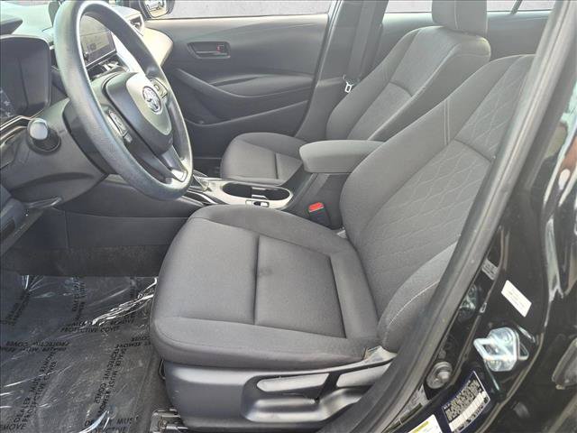 Used 2025 Toyota Corolla LE FWD image 20