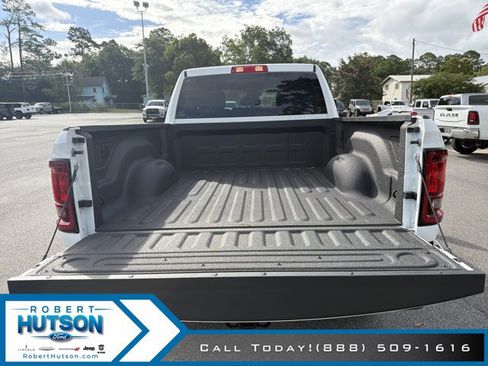 Used 2026 RAM 2500 Big Horn AWD/4WD image 9
