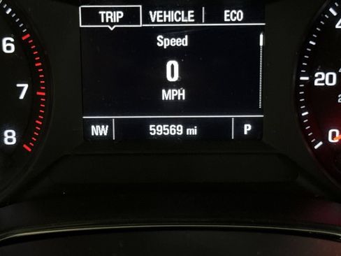 Used 2021 Chevrolet TrailBlazer LT FWD image 13