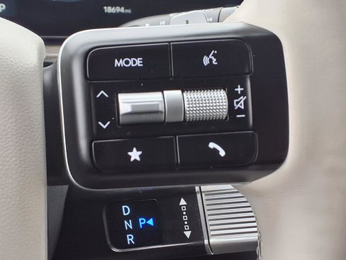 Used 2025 Hyundai Santa Fe Calligraphy image 28