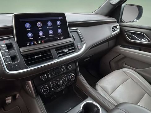 Used 2021 Chevrolet Tahoe Z71 image 24