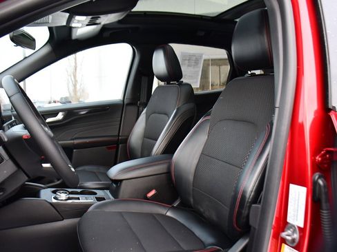 Used 2023 Ford Escape ST-Line w/ Tech Pack #1 image 13