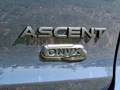 Used 2023 Subaru Ascent Onyx Edition AWD/4WD image 10