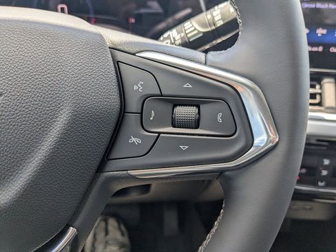 New 2025 Chevrolet Trax LT w/ Driver Confidence Package image 25