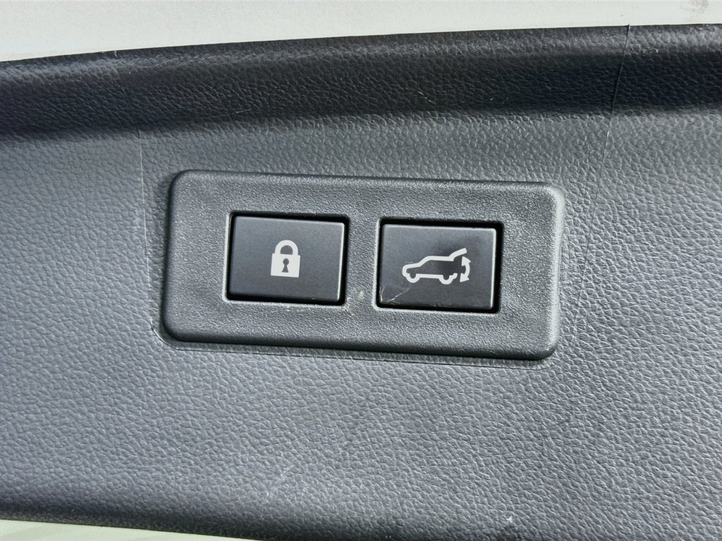 Used 2022 Subaru Outback Limited AWD/4WD image 32