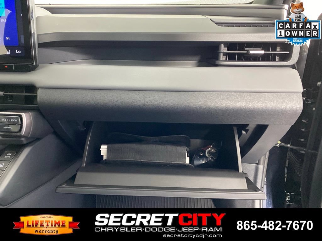 Used 2026 Toyota RAV4 XSE w/ Weather Package AWD/4WD image 30