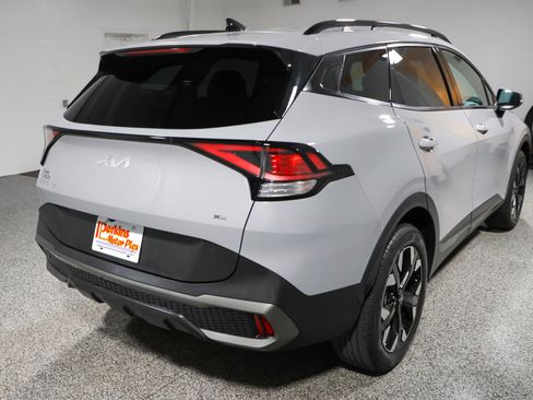 Used 2023 Kia Sportage X-Line AWD/4WD image 7