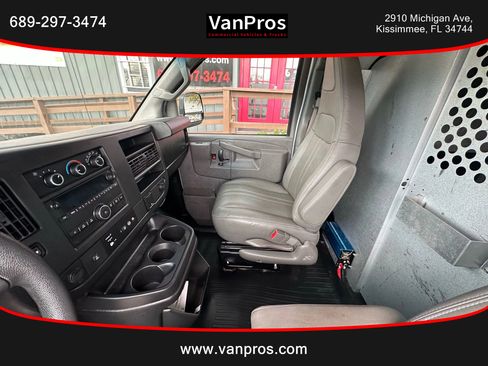 Used 2017 Chevrolet Express 2500 image 11