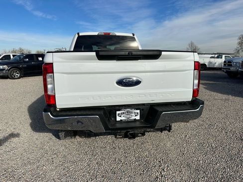 Used 2017 Ford F250 XLT image 9