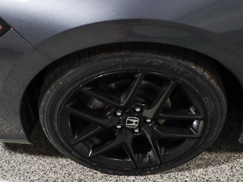 Used 2022 Honda Civic Sport image 11