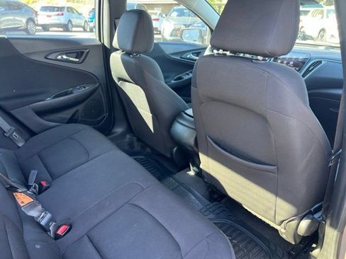 Used 2024 Chevrolet Malibu RS w/ LPO, Floor Liner Package FWD image 21