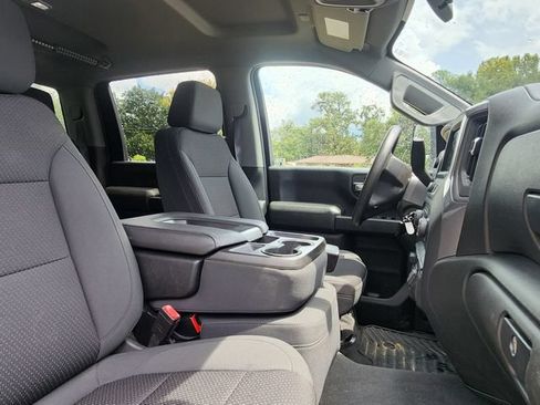 Used 2021 Chevrolet Silverado 2500 Custom w/ Custom Convenience Package AWD/4WD image 22