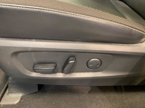 Used 2022 Nissan Pathfinder SL w/ SL Premium Package image 20