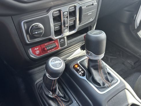 Used 2021 Jeep Gladiator Mojave image 21