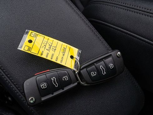 Used 2021 Audi Q3 2.0T Premium w/ Convenience Package image 33