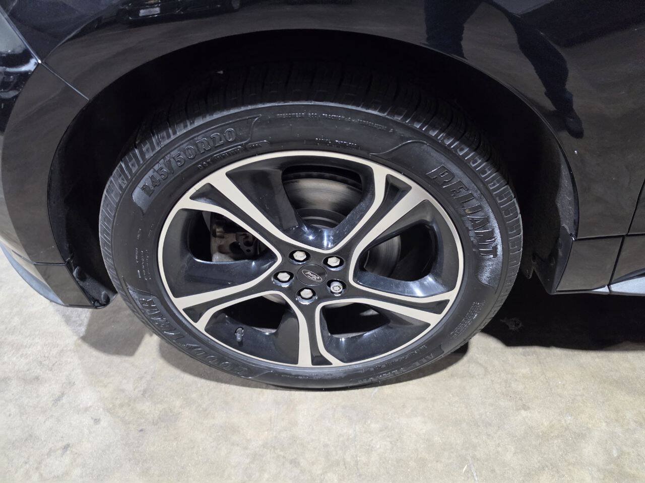 Used 2019 Ford Edge ST w/ Convenience Package AWD/4WD image 21
