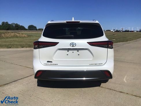 Used 2022 Toyota Highlander Limited image 5