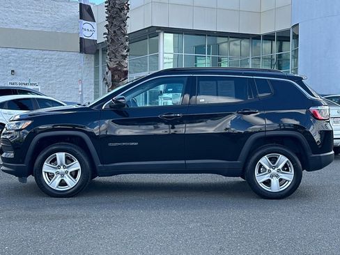 Used 2022 Jeep Compass Latitude w/ Convenience Group image 7