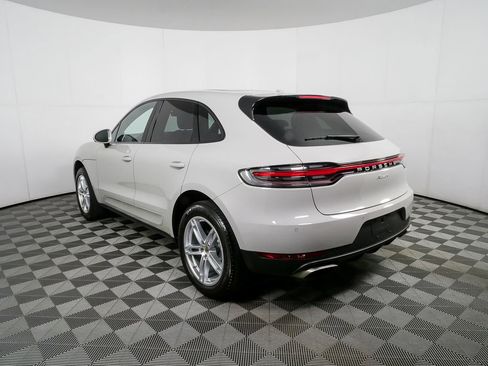Certified 2021 Porsche Macan AWD/4WD image 3