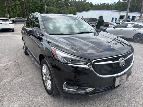 Used 2020 Buick Enclave Premium w/ Sun and Sites Package FWD image 1