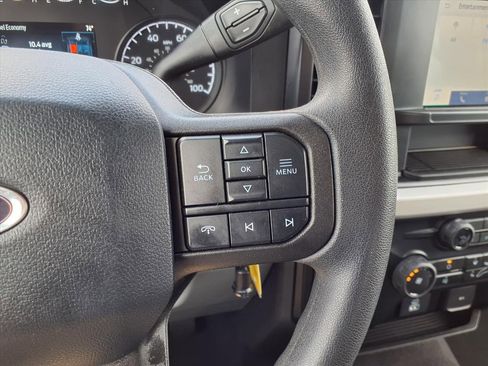 Certified 2025 Ford F250 XLT image 17