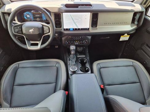 New 2026 Ford Bronco Outer Banks AWD/4WD image 13