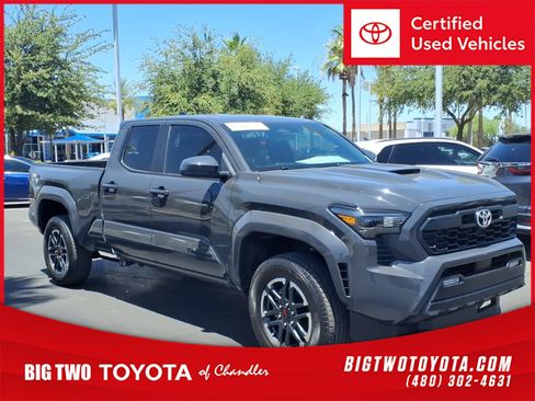 Certified 2025 Toyota Tacoma TRD Sport AWD/4WD image 1