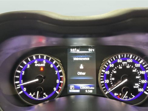 Used 2014 INFINITI Q50 Premium w/ Navigation Package AWD/4WD image 26