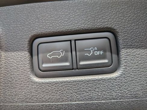 Certified 2025 Kia Telluride SX Prestige AWD/4WD image 15