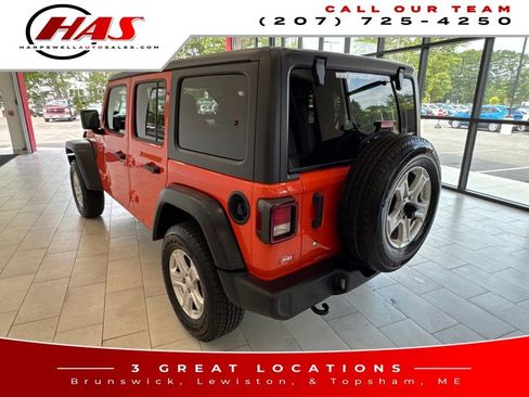 Used 2020 Jeep Wrangler Unlimited Sport S image 3