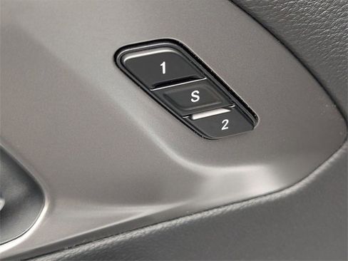 New 2026 Chrysler Pacifica Select image 10