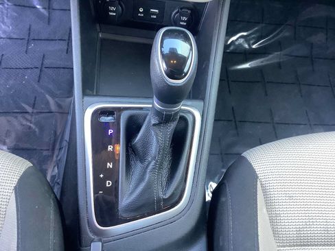 Used 2022 Hyundai Accent SE FWD image 18