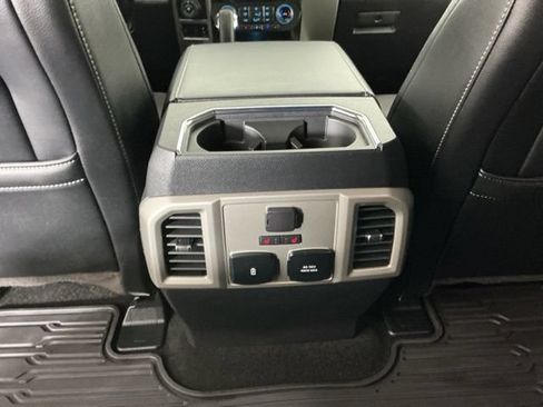Used 2019 Ford F150 Lariat w/ Equipment Group 502A Luxury AWD/4WD image 28