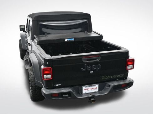 Used 2023 Jeep Gladiator Sport image 27