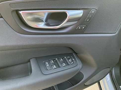 New 2026 Volvo XC60 T8 Plus w/ Protection Package Premier image 15