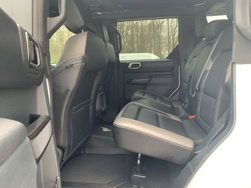 Certified 2025 Ford Bronco Outer Banks AWD/4WD image 19